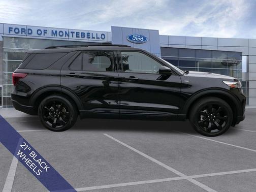 Black Metallic 2023 Ford Explorer ST-Line