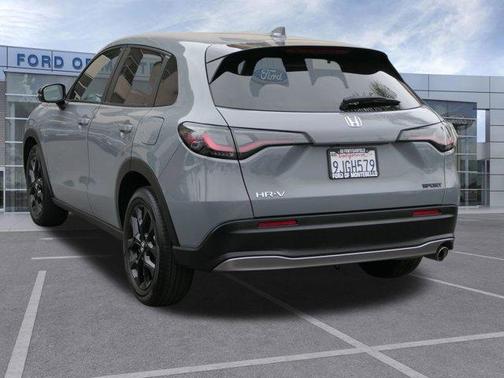 Urban Gray Pearl 2024 Honda HR-V Sport