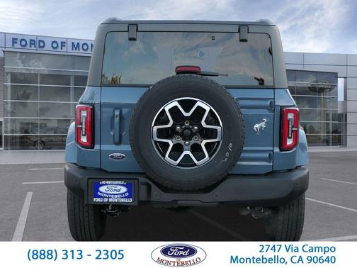 2025 Ford Bronco Outer Banks