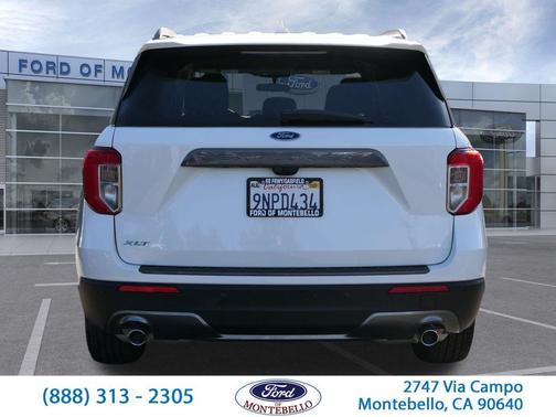 Star White 2024 Ford Explorer XLT