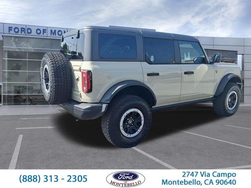 2026 Ford Bronco Badlands