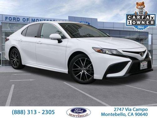 Ice 2024 Toyota Camry SE
