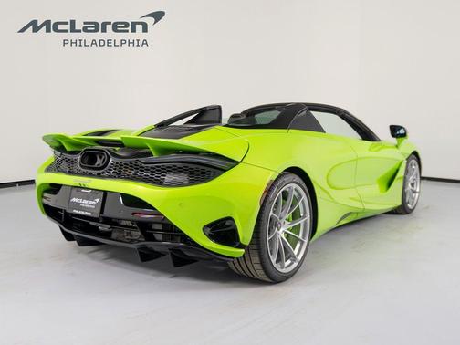 2026 McLaren 750S Base