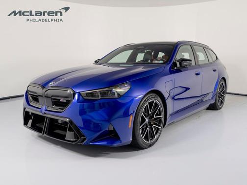Marina Bay Blue Metallic 2025 BMW M5 Base