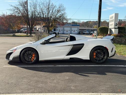 2016 McLaren 675LT Spider