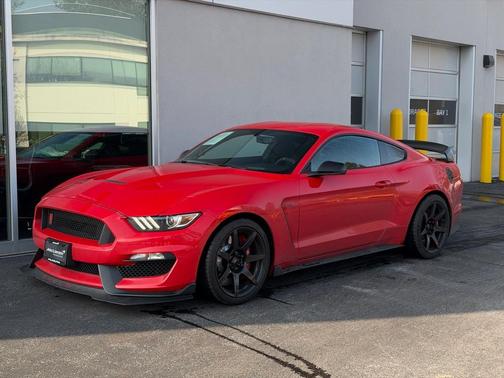 2017 Ford Shelby GT350 Base