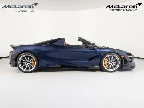 2022 McLaren 765LT Base