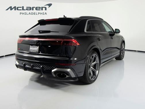 2025 Audi RS Q8 4.0T quattro