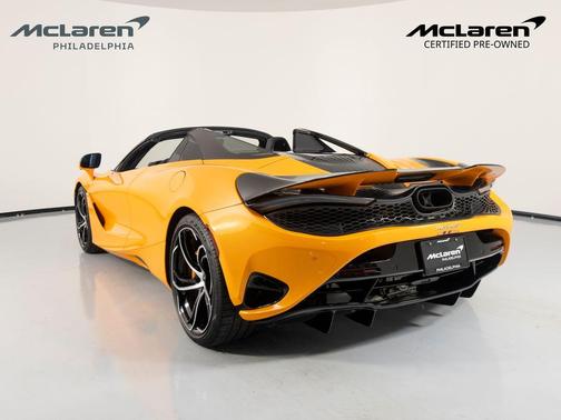 Papaya Spark 2024 McLaren 750S Base