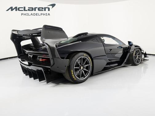 2020 McLaren Senna GTR