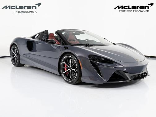 2025 McLaren Artura TechLux