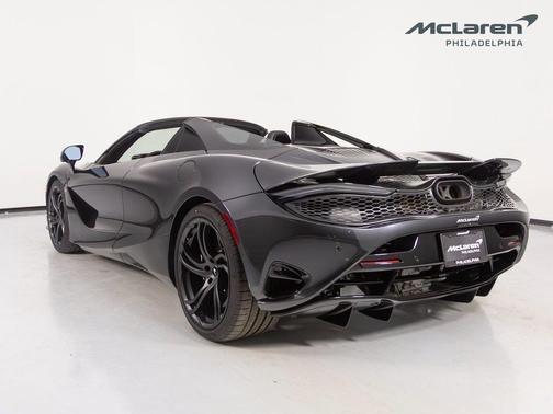 2024 McLaren 750S Base