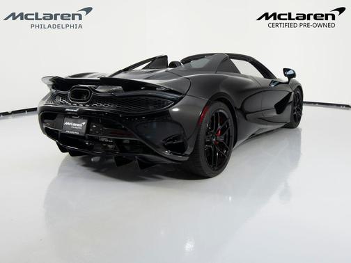 2024 McLaren 750S Base