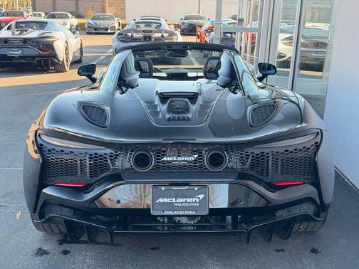 2025 McLaren Artura SPIDER