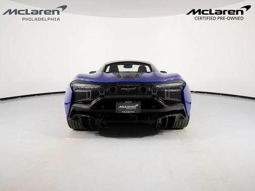 2024 McLaren Artura Performance