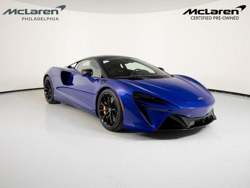 2024 McLaren Artura Performance