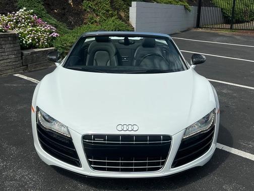 2011 Audi R8 5.2 quattro Spyder
