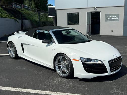2011 Audi R8 5.2 quattro Spyder