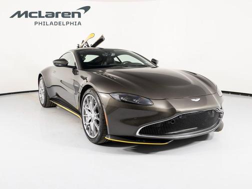2021 Aston Martin Vantage Manual