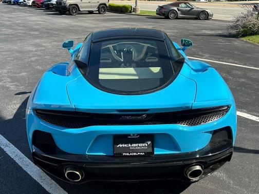 2023 McLaren GT Base