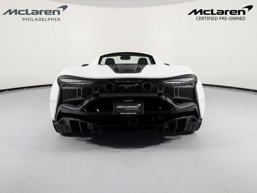 2024 McLaren Artura TechLux
