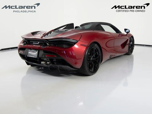 2022 McLaren 720S Performance