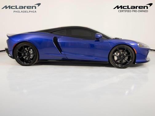 2020 McLaren GT Base