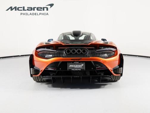 2021 McLaren 765LT Base