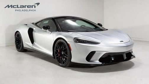 2023 McLaren GT Base