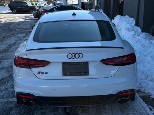 2023 Audi RS 5 2.9T