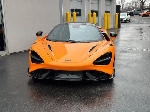 Papaya Spark 2021 McLaren 765LT Base