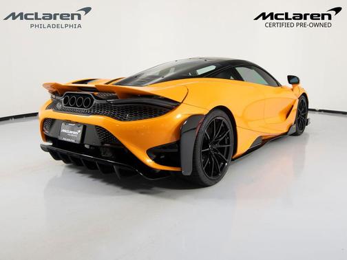 Papaya Spark 2021 McLaren 765LT