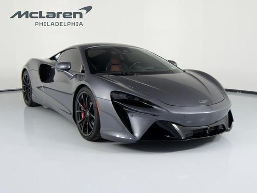 Anthracite 2023 McLaren Artura TechLux
