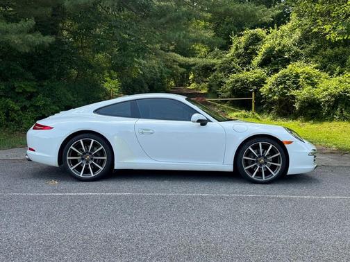 2014 Porsche 911 Carrera
