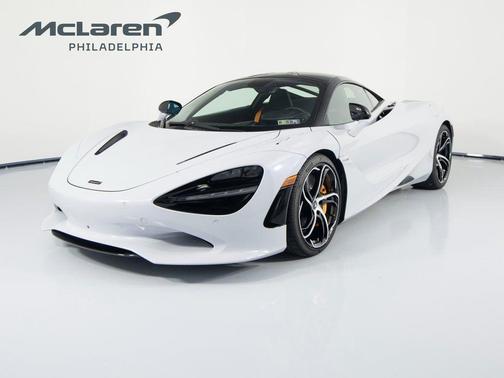 2026 McLaren 750S Base