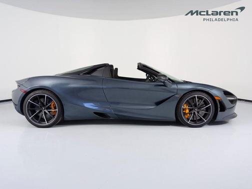 2022 McLaren 720S Performance