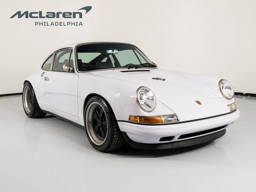 1991 Porsche 911 REIMAGINED BY SINGER