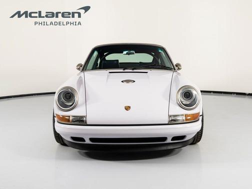 1991 Porsche 911 REIMAGINED BY SINGER