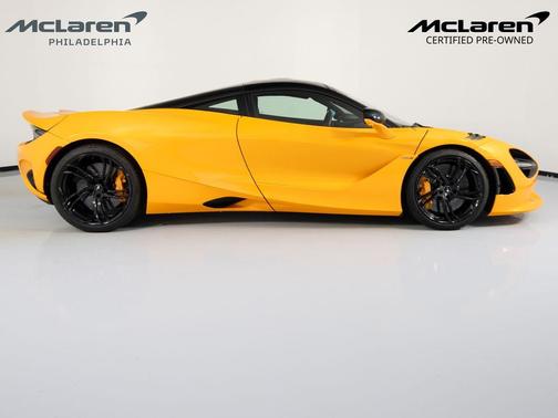 2025 McLaren 750S Base