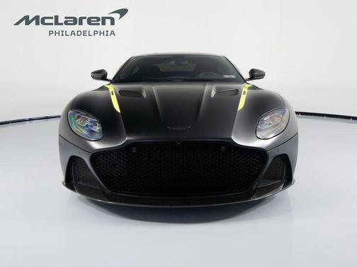 2022 Aston Martin DBS Superleggera