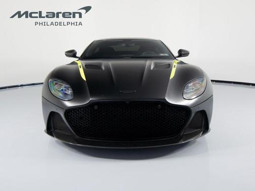 2022 Aston Martin DBS Superleggera