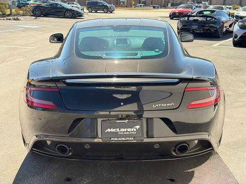 2015 Aston Martin Vanquish Base