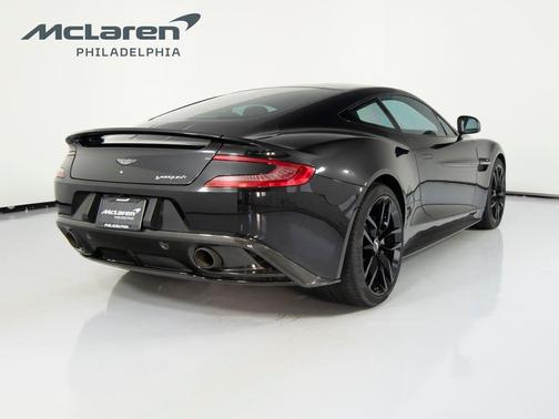 2015 Aston Martin Vanquish Base