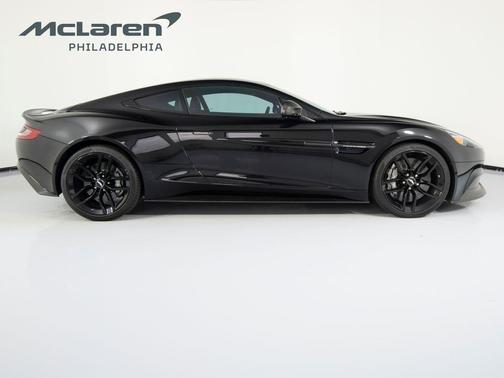 2015 Aston Martin Vanquish Base
