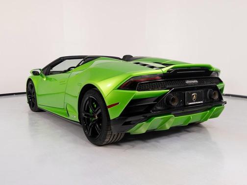 2021 Lamborghini Huracan EVO Base