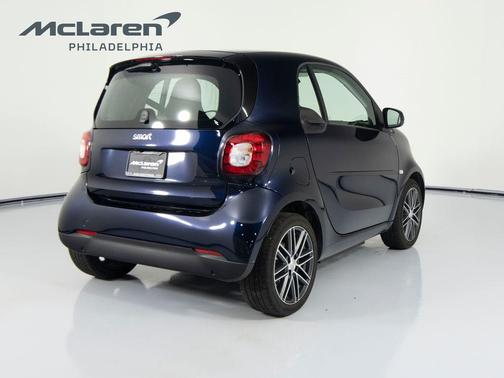 Black 2018 smart ForTwo Electric Drive