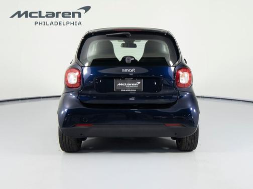 Black 2018 smart ForTwo Electric Drive