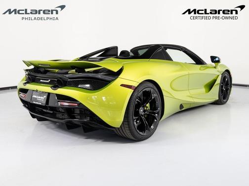 2022 McLaren 720S Performance