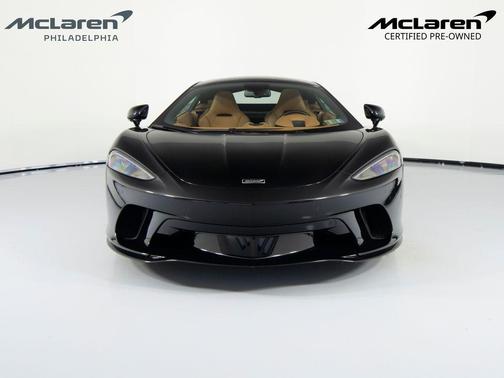 Onyx Black 2023 McLaren GT Base
