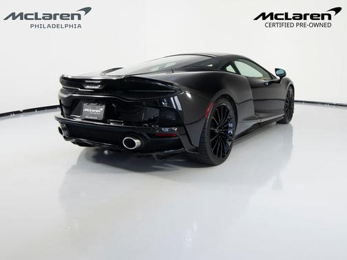 Onyx Black 2023 McLaren GT Base
